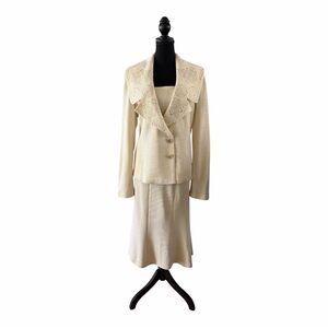 Donna Vinci Knits 2pc Metallic Gold and Ivory Knit Skirt Suit w/Rhinestones, 18